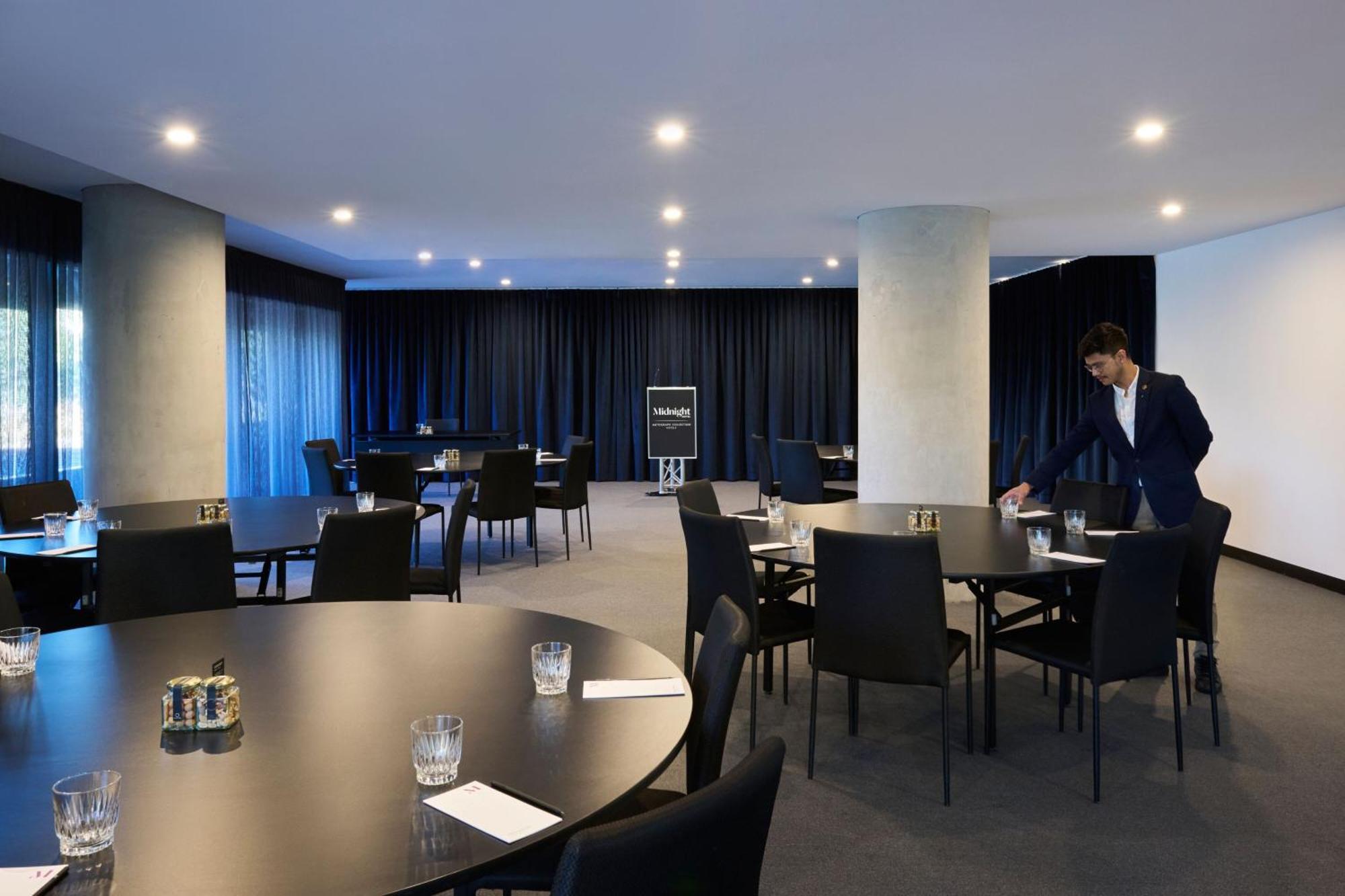 Midnight Hotel, Autograph Collection Canberra Ngoại thất bức ảnh Meeting room at the Hotel