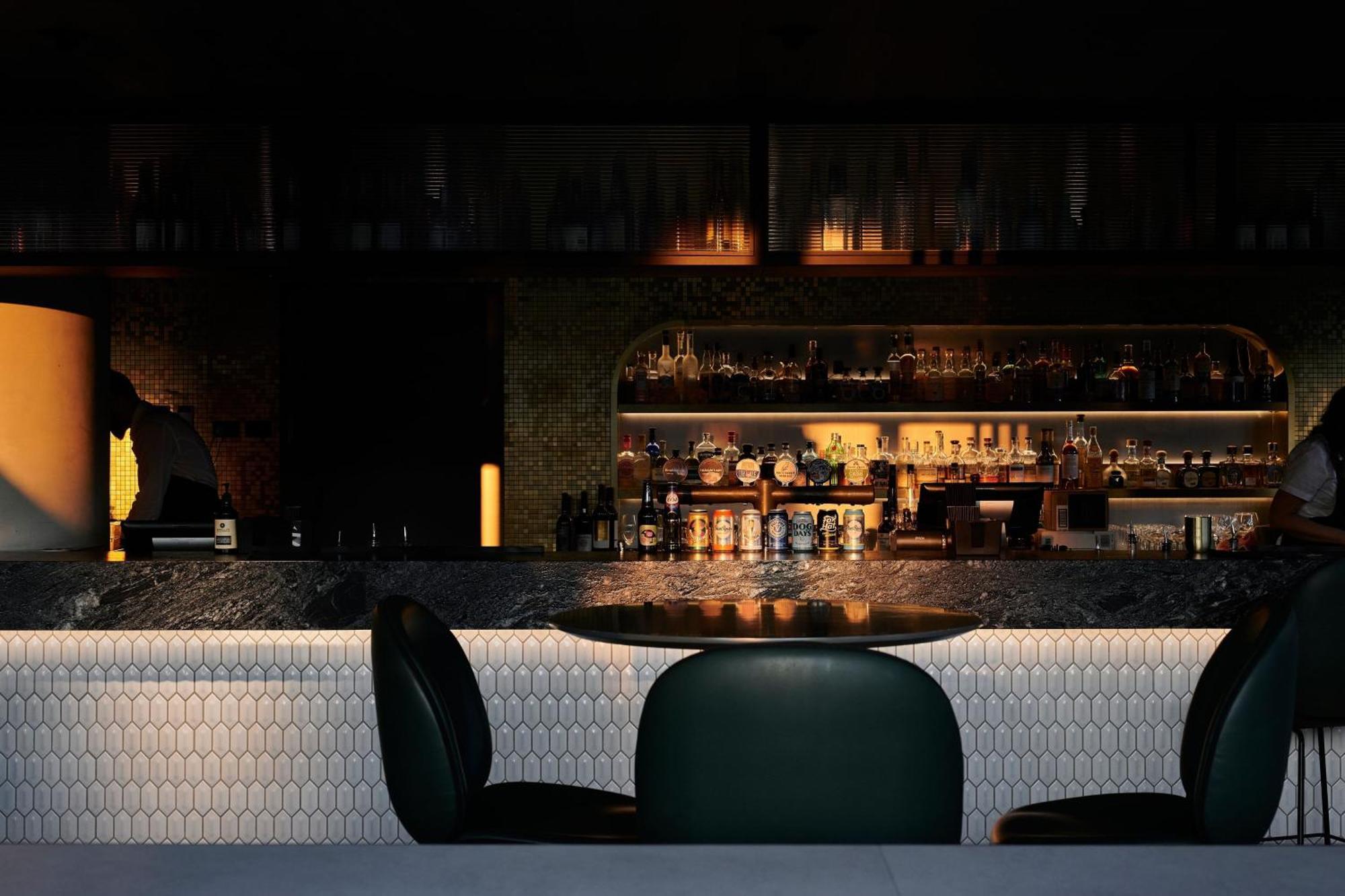 Midnight Hotel, Autograph Collection Canberra Ngoại thất bức ảnh The bar at the London Edition