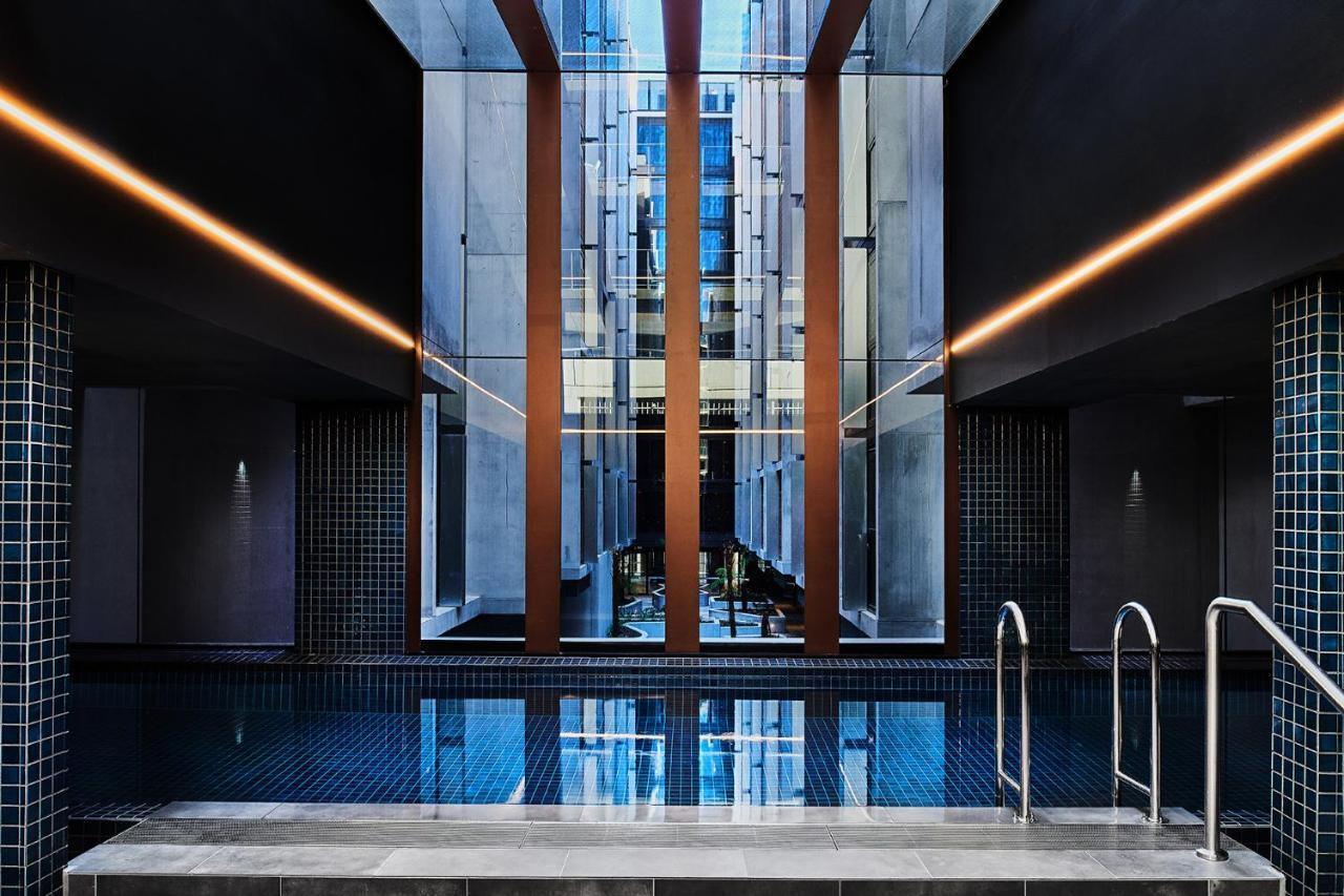 Midnight Hotel, Autograph Collection Canberra Ngoại thất bức ảnh The pool at The Standard East Village